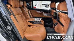 BMW 7-Series 730Ld xDrive M Sport 2020 года из Южной Кореи