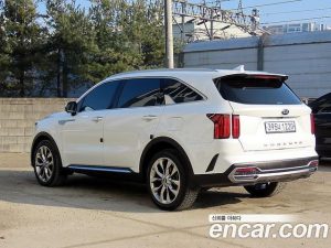 Kia Sorento Дизель 2.2 2WD 2021 года из Южной Кореи