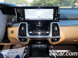 Kia Sorento Дизель 2.2 2WD 2021 года из Южной Кореи