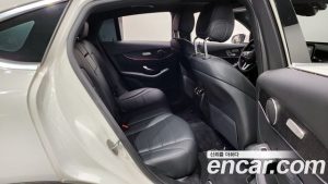 Mercedes-Benz GLC-Class GLC300 4MATIC Coupe 2020 года из Южной Кореи