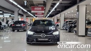 Mercedes-Benz C-Class C300 4MATIC AMG Line 2023 года из Южной Кореи
