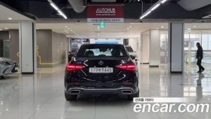 Mercedes-Benz C-Class C300 4MATIC AMG Line 2023 года из Южной Кореи