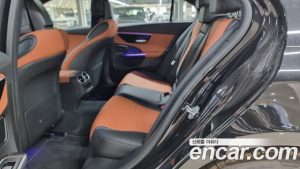 Mercedes-Benz C-Class C300 4MATIC AMG Line 2023 года из Южной Кореи