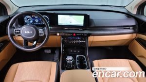 Kia Carnival Бензин 9-Seater Noblesse 2023 года из Южной Кореи