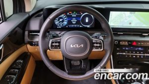 Kia Carnival Бензин 9-Seater Noblesse 2023 года из Южной Кореи