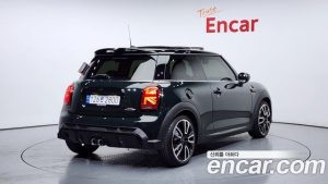 Mini Cooper JCW 2023 года из Южной Кореи