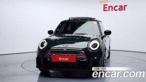 Mini Cooper JCW 2023 года из Южной Кореи