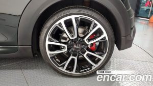 Mini Cooper JCW 2023 года из Южной Кореи