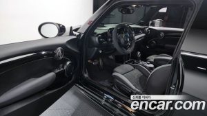 Mini Cooper JCW 2023 года из Южной Кореи
