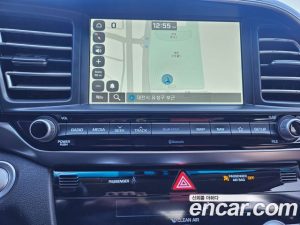 Hyundai AVANTE 1.6 2020 года из Южной Кореи