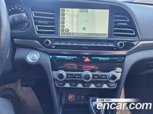 Hyundai AVANTE 1.6 2020 года из Южной Кореи
