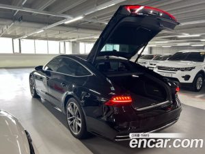Audi A7 50 TDI 4WD Premium 2020 года из Южной Кореи