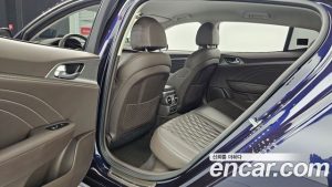 Kia Stinger 2.5 AWD Meister 2021 года из Южной Кореи