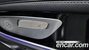 Mercedes-Benz AMG GT 4Door 43 4MATIC+ 2021 года из Южной Кореи