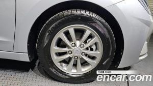 Hyundai AVANTE 1.6 2020 года из Южной Кореи