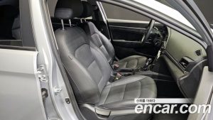 Hyundai AVANTE 1.6 2020 года из Южной Кореи