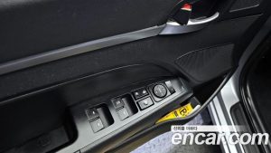Hyundai AVANTE 1.6 2020 года из Южной Кореи