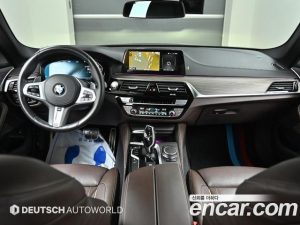 BMW 5-Series 520d M Sport Plus 2020 года из Южной Кореи