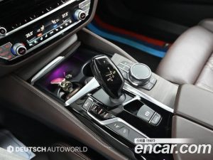 BMW 5-Series 520d M Sport Plus 2020 года из Южной Кореи