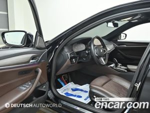 BMW 5-Series 520d M Sport Plus 2020 года из Южной Кореи