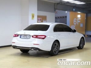 Mercedes-Benz E-Class E250 AMG Line 2023 года из Южной Кореи