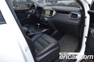 Kia Sorento Дизель 2.0 2WD 2020 года из Южной Кореи