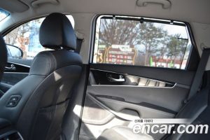 Kia Sorento Дизель 2.0 2WD 2020 года из Южной Кореи