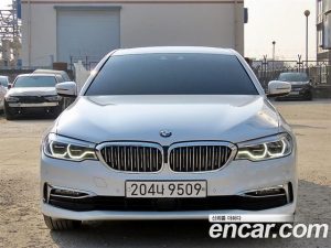 BMW 5-Series 520d Luxury Plus 2020 года из Южной Кореи