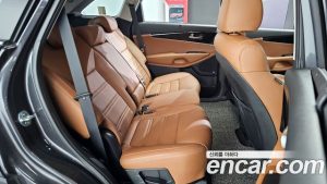 Kia Sorento Дизель 2.0 2WD 2020 года из Южной Кореи