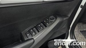 Kia Seltos Бензин 1.6 Turbo 2WD 2024 года из Южной Кореи
