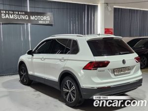 Volkswagen Tiguan 2.0 TDI Prestige 2020 года из Южной Кореи