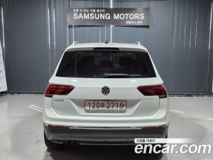 Volkswagen Tiguan 2.0 TDI Prestige 2020 года из Южной Кореи
