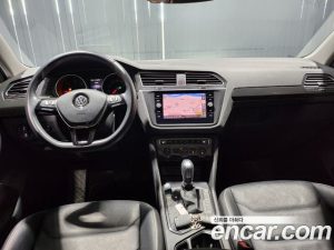 Volkswagen Tiguan 2.0 TDI Prestige 2020 года из Южной Кореи