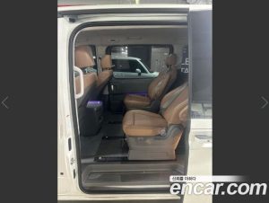 Hyundai Staria Lounge 9-Seater 2024 года из Южной Кореи