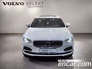 Volvo S90 T8 AWD ULTIMATE Bright 2023 года из Южной Кореи