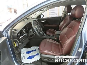 Kia Niro 1.6 HEV 2020 года из Южной Кореи