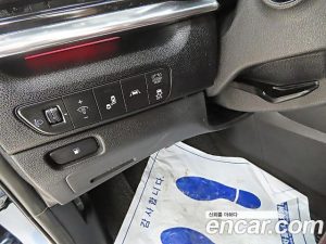 Kia Niro 1.6 HEV 2020 года из Южной Кореи