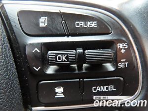 Kia Niro 1.6 HEV 2020 года из Южной Кореи