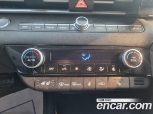 Hyundai AVANTE 1.6 2021 года из Южной Кореи