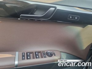 Hyundai Grandeur 2.5 Бензин 2WD 2023 года из Южной Кореи