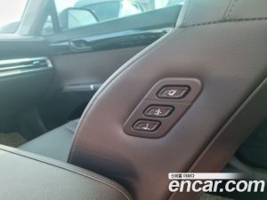 Hyundai Grandeur 2.5 Бензин 2WD 2023 года из Южной Кореи
