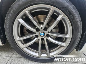 BMW 5-Series 520d M Sport Plus 2020 года из Южной Кореи