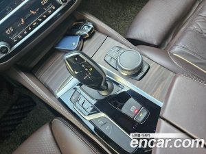 BMW 5-Series 520d M Sport Plus 2020 года из Южной Кореи