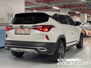 Kia Seltos Бензин 1.6 Turbo 2WD 2022 года из Южной Кореи