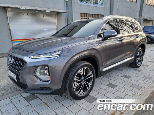Hyundai Santafe Бензин 2.0T 2WD 2020 года из Кореи