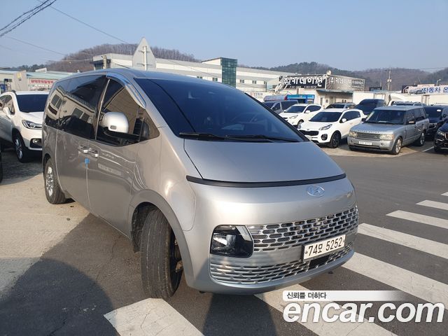 Hyundai Staria 4WD Tourer 11-Seater 2022 года из Кореи