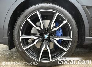 BMW X7 xDrive 40i M Sport 6인승 2021 года из Южной Кореи
