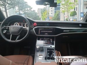 Audi A6 45 TFSI 4WD Premium 2021 года из Южной Кореи