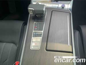 Audi A7 50 TDI 4WD Premium 2023 года из Южной Кореи