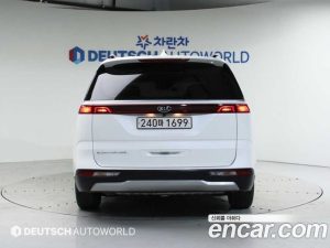 Kia Carnival 9-Seater Prestige 2021 года из Южной Кореи
